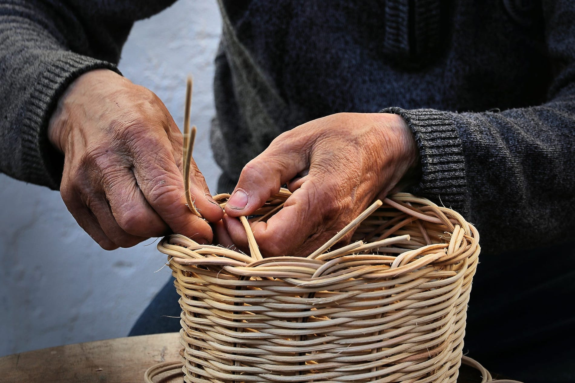 The art of Calabrian weaving – La bottega del Pollino