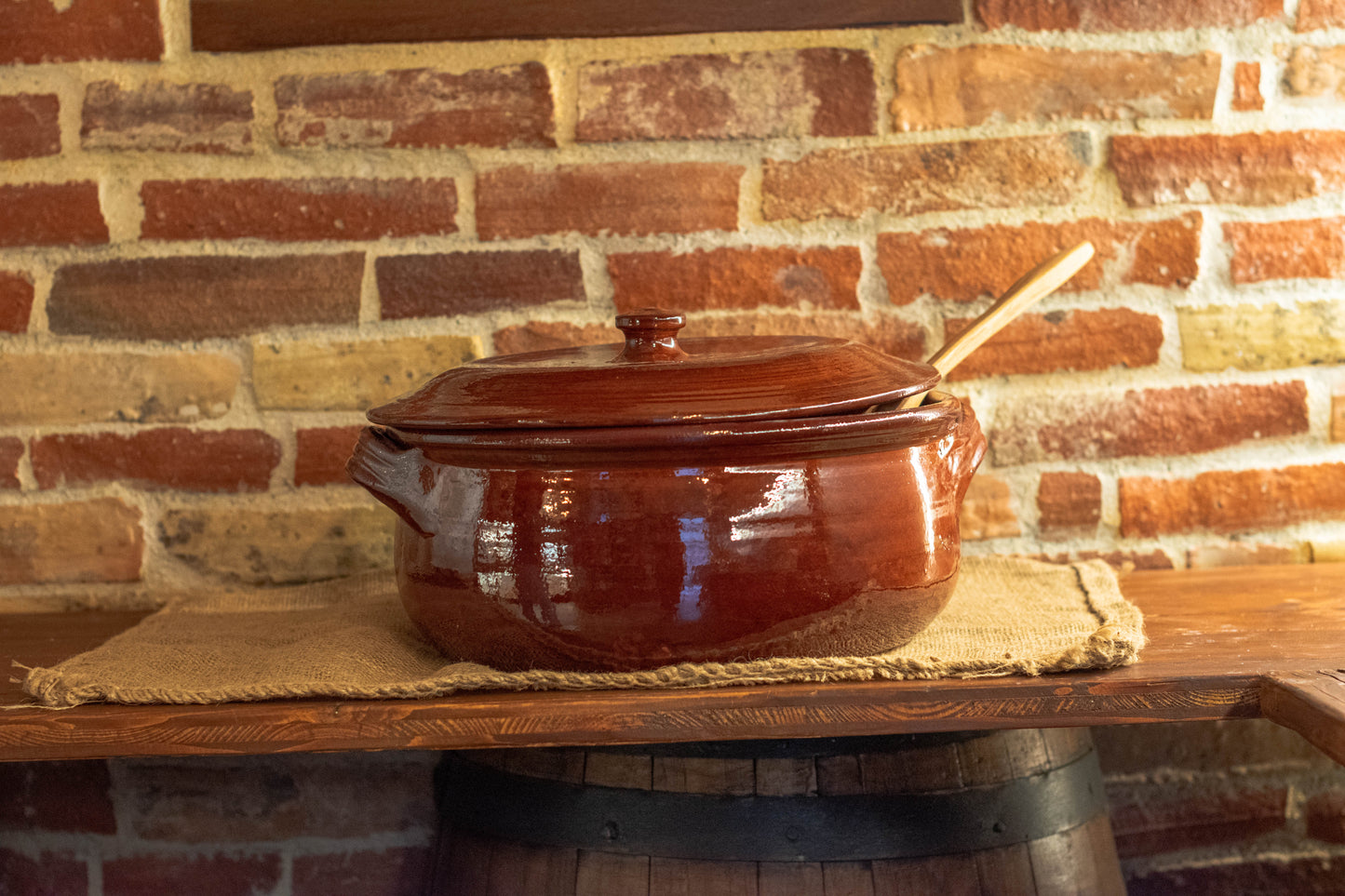Pentola grande di terracotta con coperchio artigianale diametro 40 cm altezza 18 cm