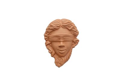 Dea bendata maschera in terracotta porta fortuna da appendere alla parete