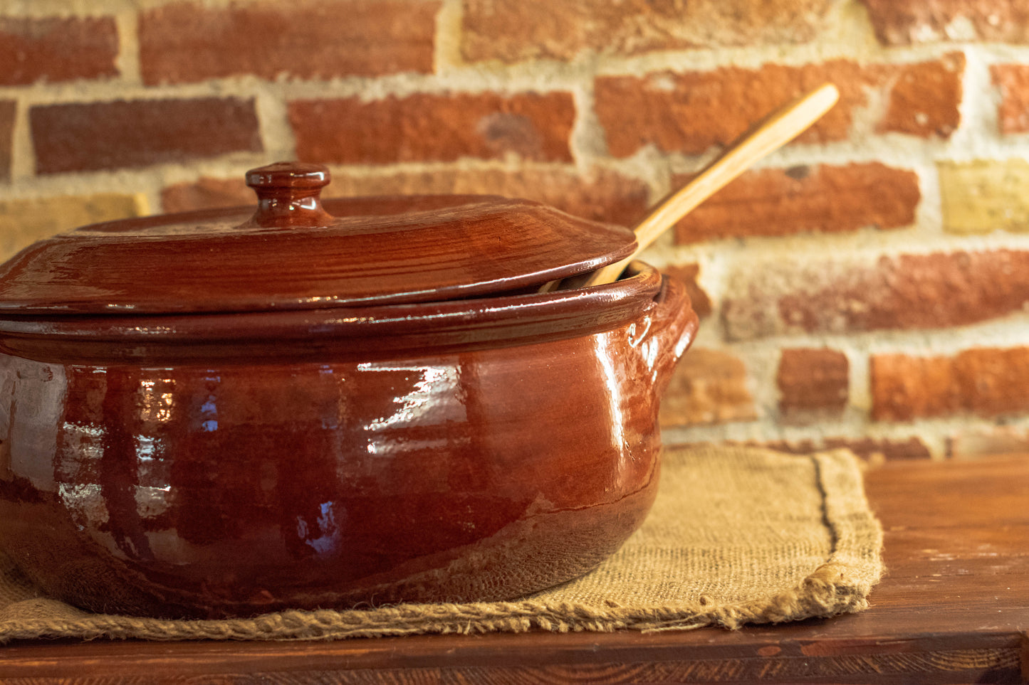 Pentola grande di terracotta con coperchio artigianale diametro 40 cm altezza 18 cm