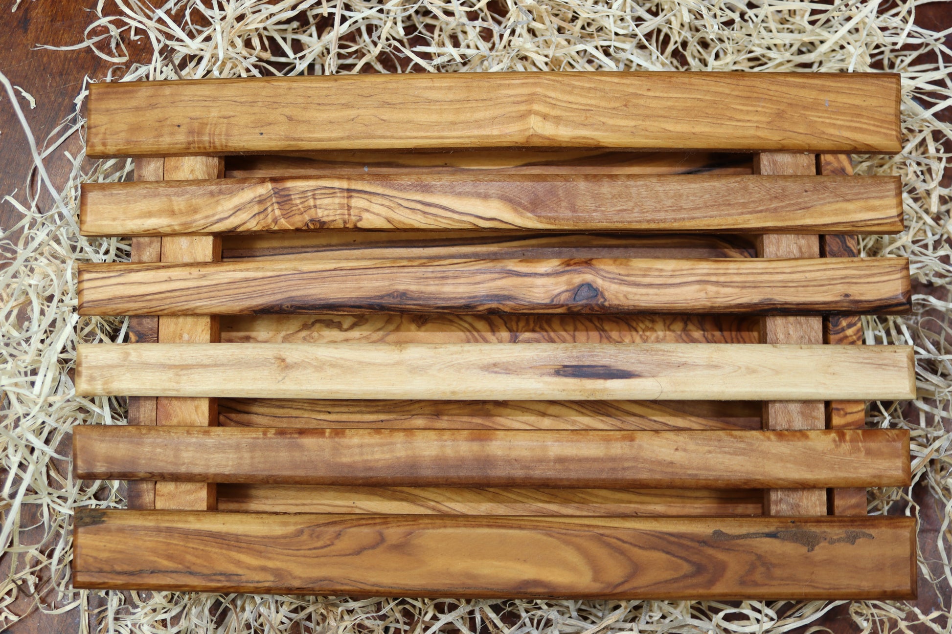 Taglia pane in legno di Ulivo fatto a mano