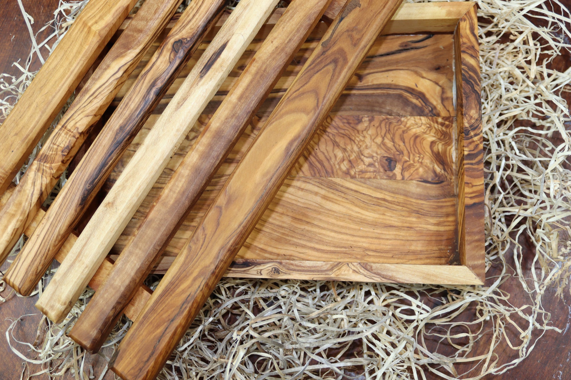 Tagliapane in legno di Ulivo fatto a mano